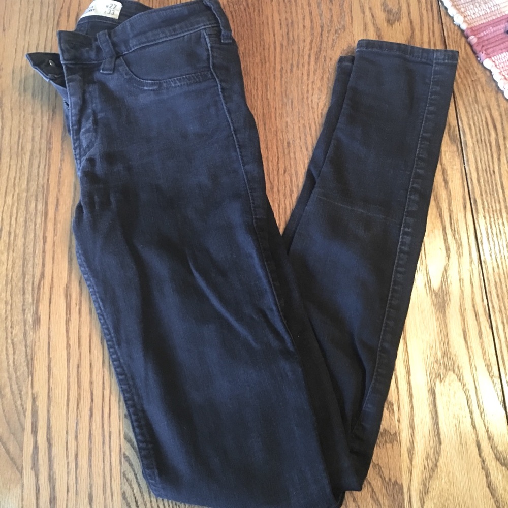 Black skinny jeans